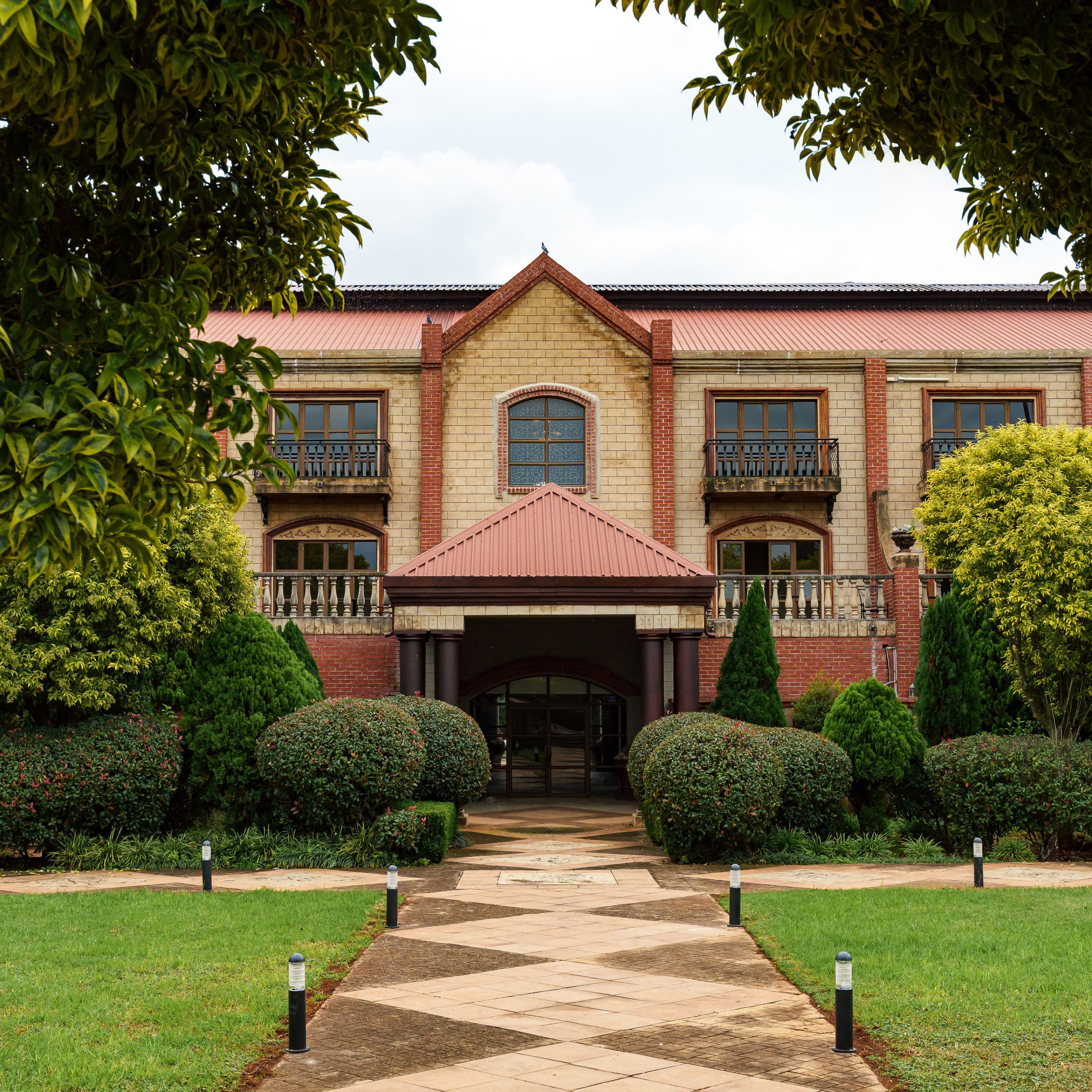 Velmore Hotel & Spa